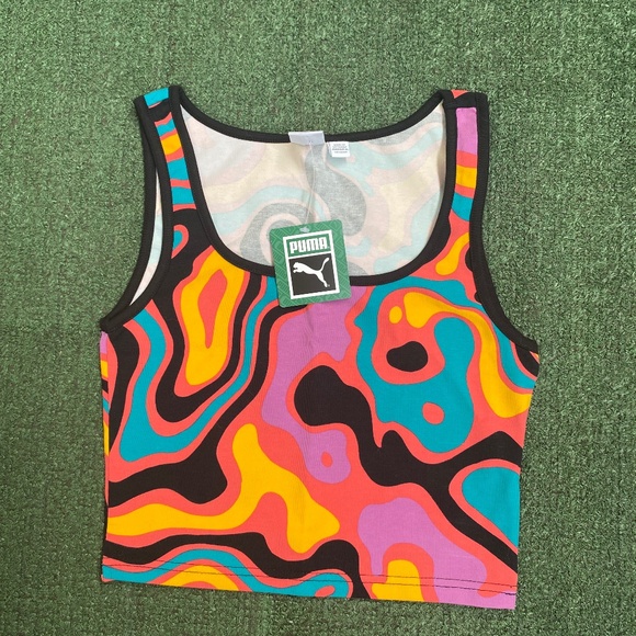 Puma athletic top - Picture 1 of 3